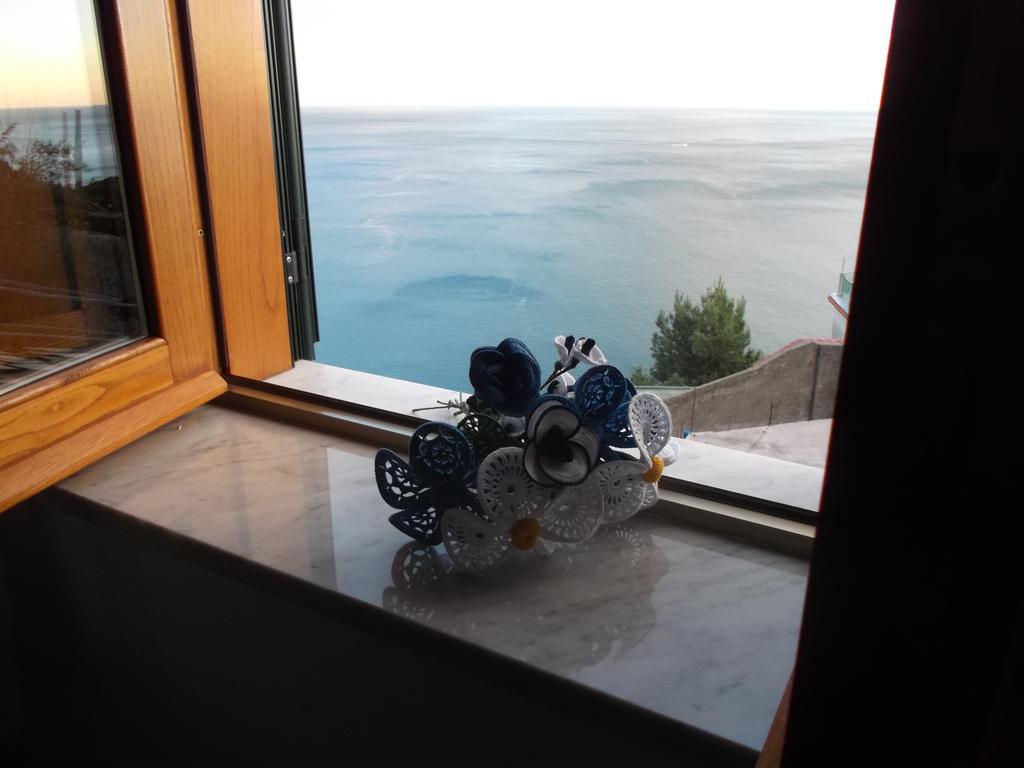 Casa Vacanze Nonno Aldo 미노리 외부 사진